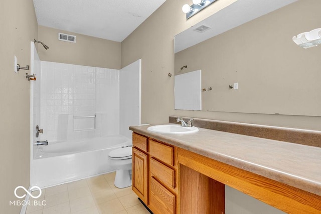 5971 Portman Pl, Plainfield, IN 46168 - bathroom featuring vanity, tub / shower combination, and tile patterned flooring