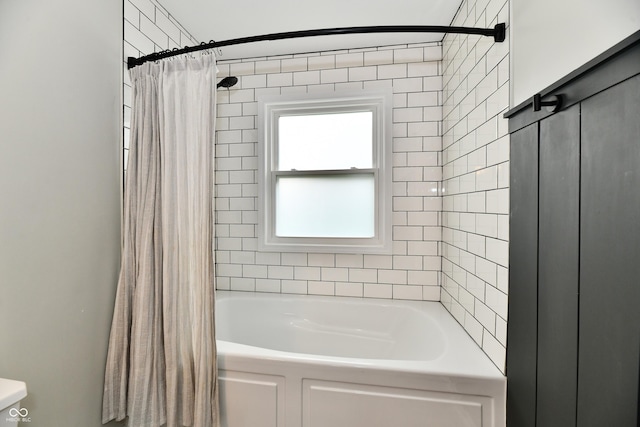 3675 Homestead Cir E, Plainfield, IN 46168 - full bath with shower / bathtub combination with curtain and toilet