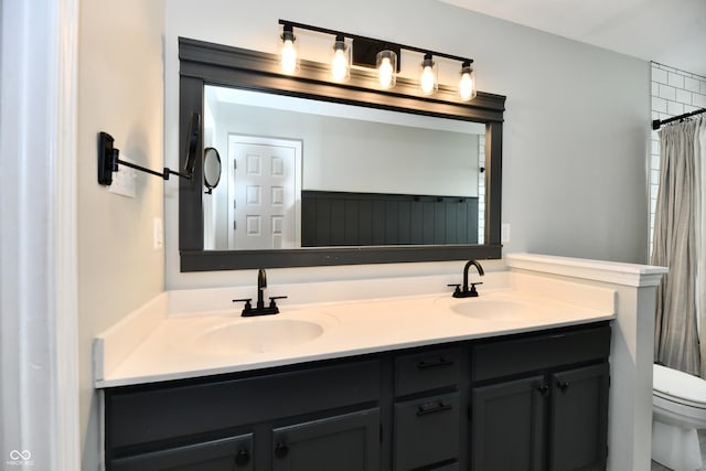 3675 Homestead Cir E, Plainfield, IN 46168 - full bathroom with double vanity and a shower with curtain