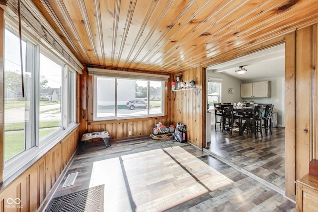307 E Walnut St, Lebanon, IN 46052 - view of unfurnished sunroom