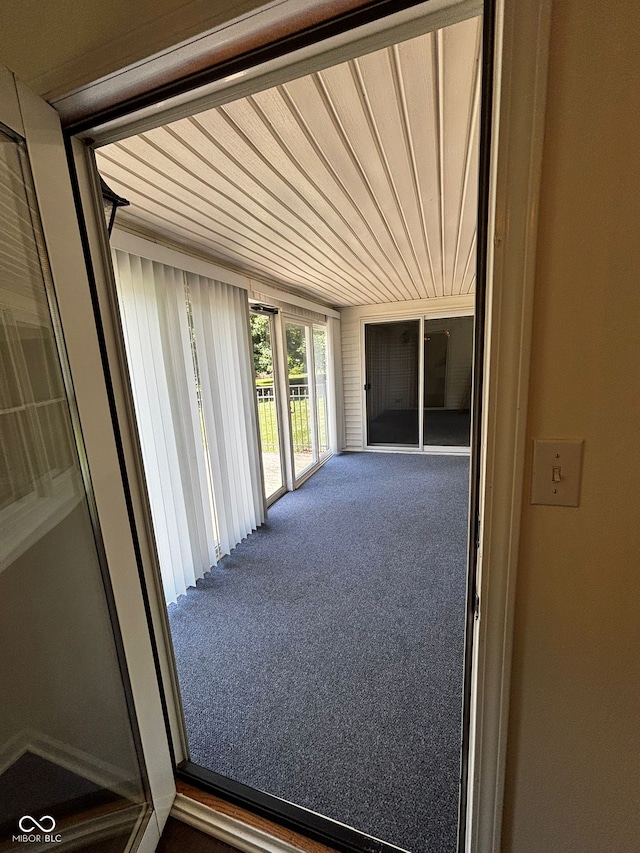 321 S Locust Dr, Morristown, IN 46161 - view of unfurnished sunroom