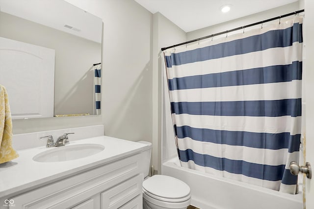 887 Tuxedo Dr, Westfield, IN 46074 - full bath featuring vanity, shower / bathtub combination with curtain, and recessed lighting
