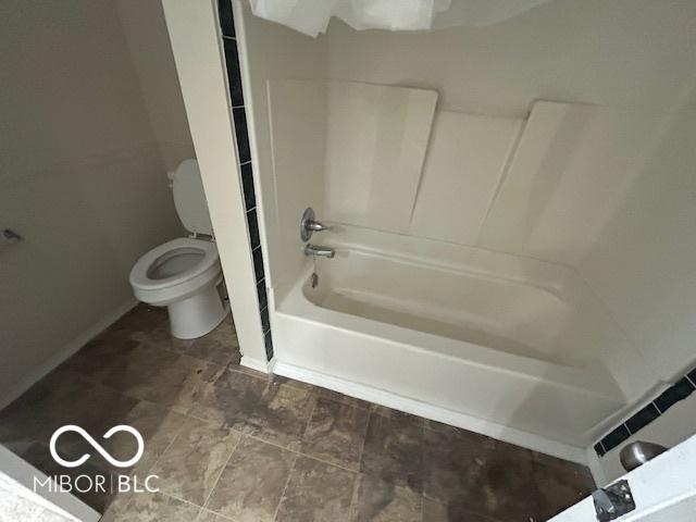 2732 Morning Star Dr, Indianapolis, IN 46229 - full bath with toilet and shower / tub combination