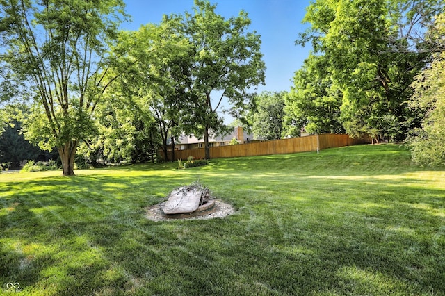 682 Shannon Ct, Noblesville, IN 46062 - view of yard