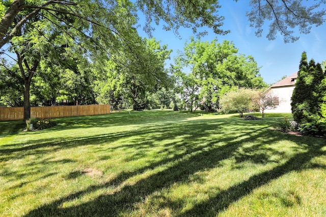 682 Shannon Ct, Noblesville, IN 46062 - view of yard