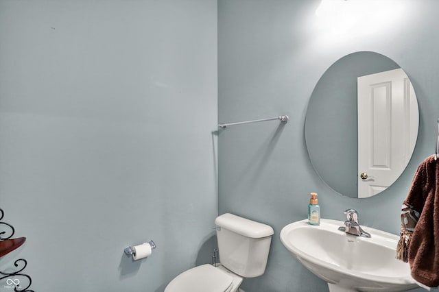 10267 Ranford Blvd, Fishers, IN 46040 - bathroom featuring a sink and toilet