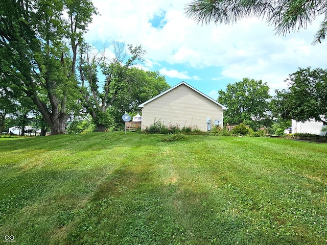 7422 S 575 W, Morgantown, IN 46160 - view of green lawn