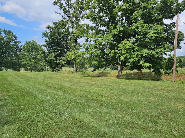 7422 S 575 W, Morgantown, IN 46160 - view of green lawn