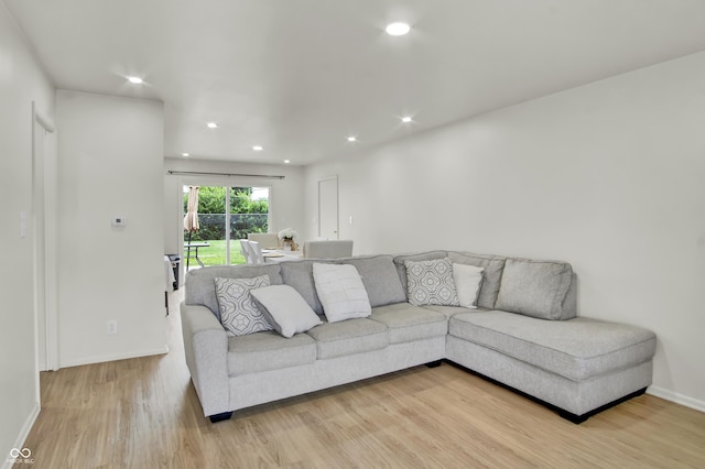 2149 Westline Dr, Columbus, IN 47203 - living area featuring light wood-type flooring and recessed lighting
