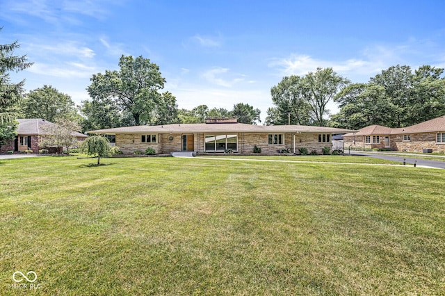 6630 Spring Mill Rd, Indianapolis, IN 46260 - photo 3