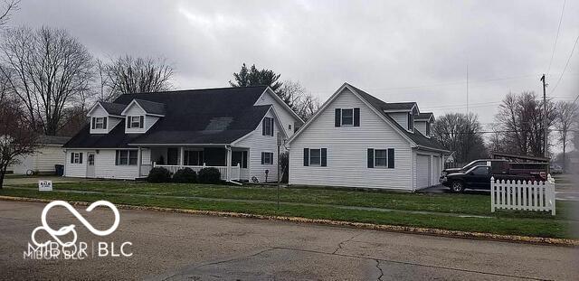 614 W Main St, Farmersburg, IN 47850 - photo 1