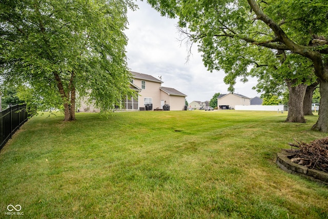 268 Larimar Dr, Whiteland, IN 46184 - view of yard
