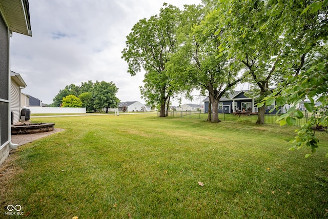 268 Larimar Dr, Whiteland, IN 46184 - view of yard featuring a residential view