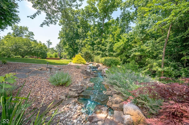 7813 W 50 S, Morgantown, IN 46160 - view of yard featuring a garden pond
