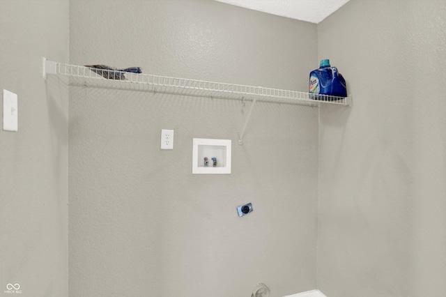 5422 Bluff View Dr, Indianapolis, IN 46217 - washroom featuring electric dryer hookup and hookup for a washing machine