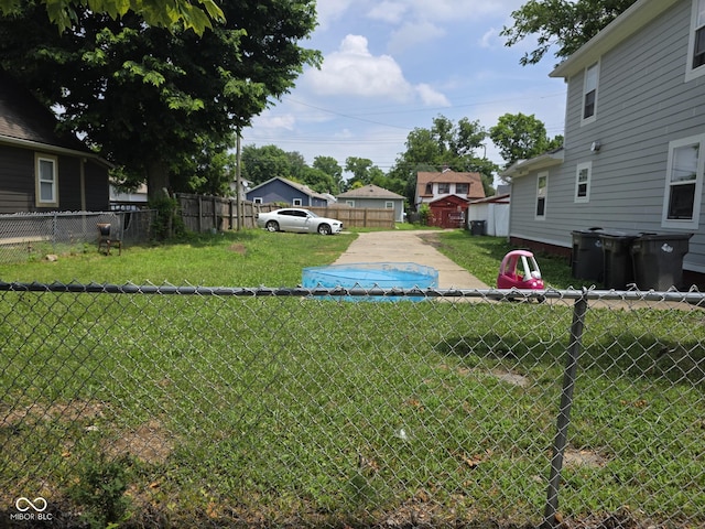 3221 Boulevard Pl, Indianapolis, IN 46208