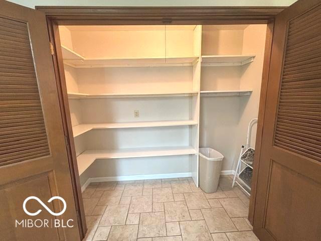 6261 Lakeland Ln, Indianapolis, IN 46234 - photo 13