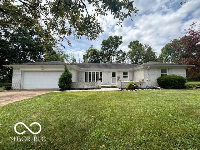 6261 Lakeland Ln, Indianapolis, IN 46234 - photo 1