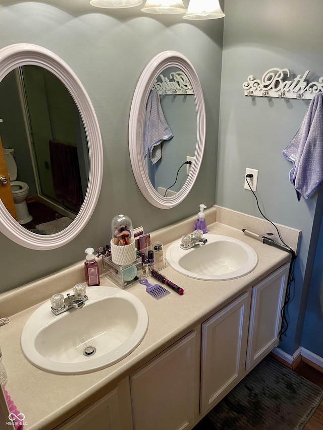 6191 Wildcat Dr, Indianapolis, IN 46203 - full bath featuring double vanity and toilet