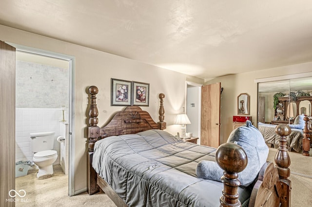 6241 S Meridian St, Indianapolis, IN 46217 - bedroom featuring carpet flooring, ensuite bathroom, and tile walls