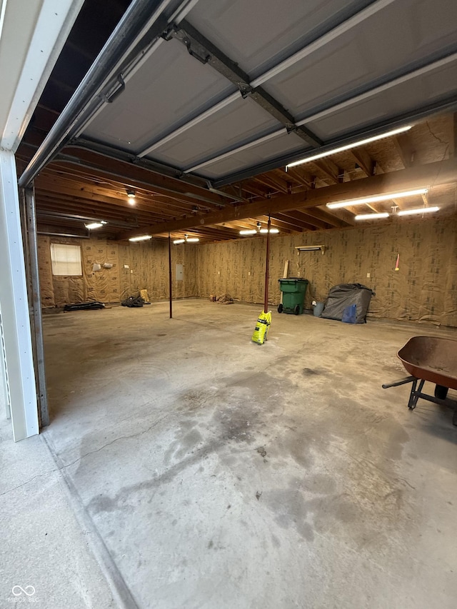 11698 N Bethesda Rd, Mooresville, IN 46158 - view of garage