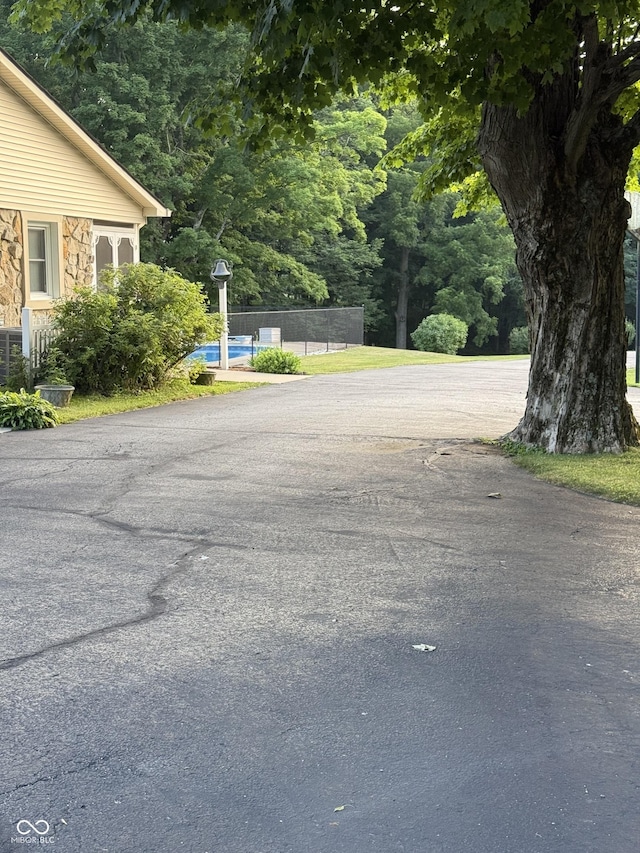 11698 N Bethesda Rd, Mooresville, IN 46158 - view of road
