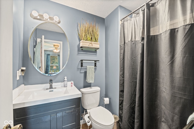 3914 Chenango Pl, West Lafayette, IN 47906 - full bath featuring vanity, a shower with shower curtain, a textured ceiling, and ceiling fan