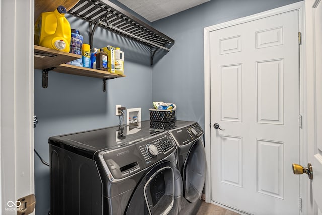 3914 Chenango Pl, West Lafayette, IN 47906 - laundry room featuring independent washer and dryer