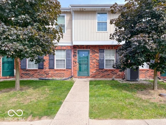 700 High St Unit 205, Anderson, IN 46012 - photo 1