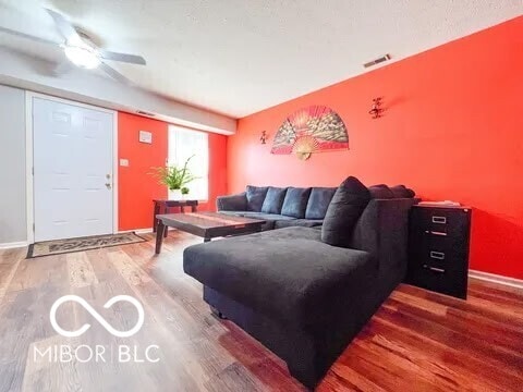700 High St Unit 205, Anderson, IN 46012 - photo 4