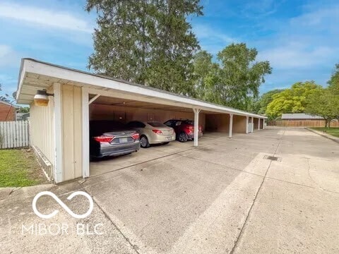 700 High St Unit 205, Anderson, IN 46012 - photo 14