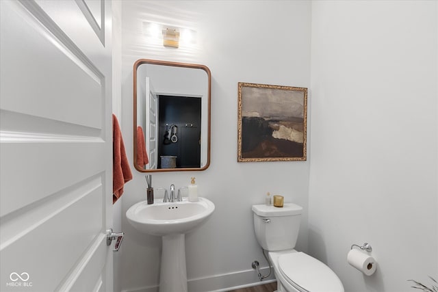 1275 Stonehaven Dr, Westfield, IN 46074 - bathroom with toilet and baseboards