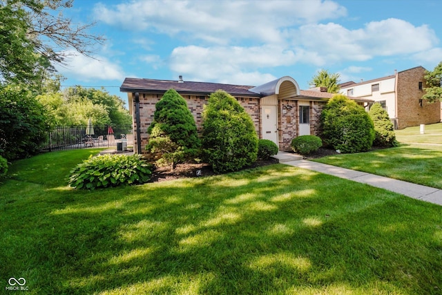 20 Druid Hill Ct, Carmel, IN 46032 - view of front of property with brick siding