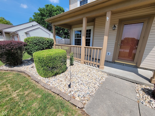 1047 S Jefferson St, Brownsburg, IN 46112 - entrance to property featuring a porch
