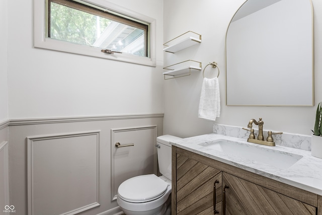 316 Ohmer Ave, Indianapolis, IN 46219 - bathroom featuring vanity and toilet
