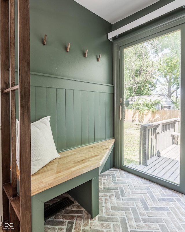 316 Ohmer Ave, Indianapolis, IN 46219 - interior space