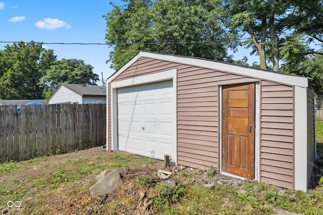 902 Woodrow Ave, Indianapolis, IN 46241 - view of detached garage