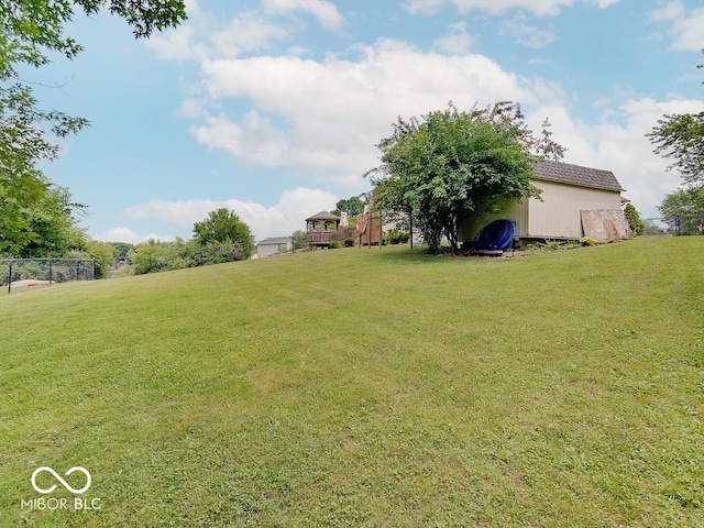 3902 Jekyll Ct, Indianapolis, IN 46237 - view of yard
