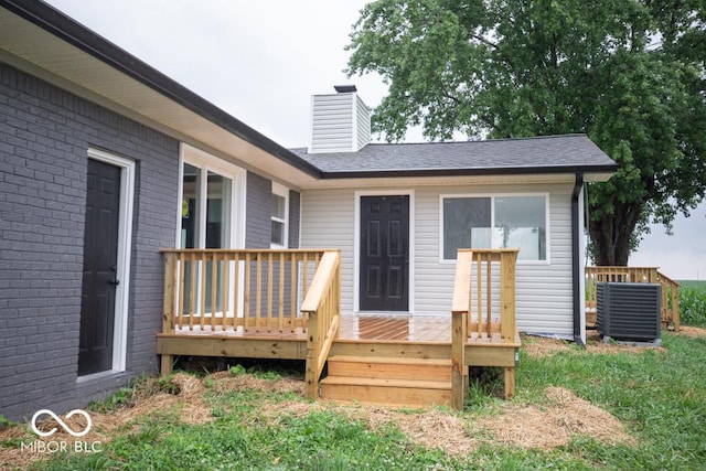 7950 N 475 E, Columbus, IN 47203 - view of wooden terrace