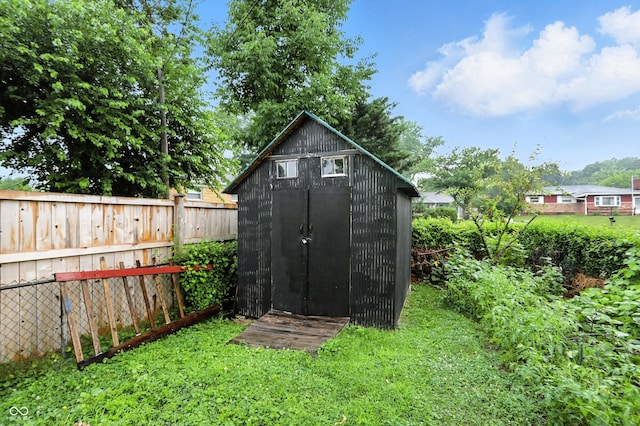 5560 Royal Oak Ct, Indianapolis, IN 46227 - view of shed