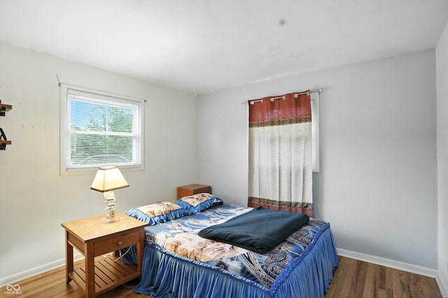5560 Royal Oak Ct, Indianapolis, IN 46227 - bedroom featuring wood finished floors and baseboards