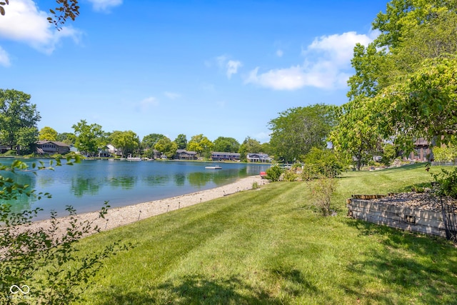 3905 Cove Rd, Columbus, IN 47203 - water view