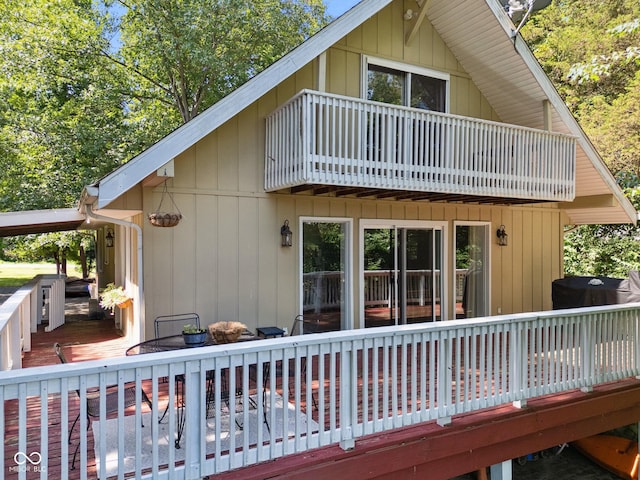 897 Wildwood Rd, North Vernon, IN 47265 - rear view of house with a wooden deck