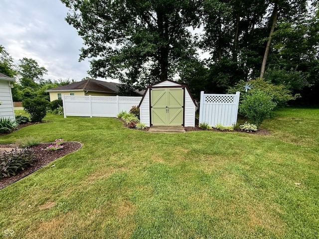 56 E Colony Acres Dr, Brazil, IN 47834 - view of yard featuring a storage shed