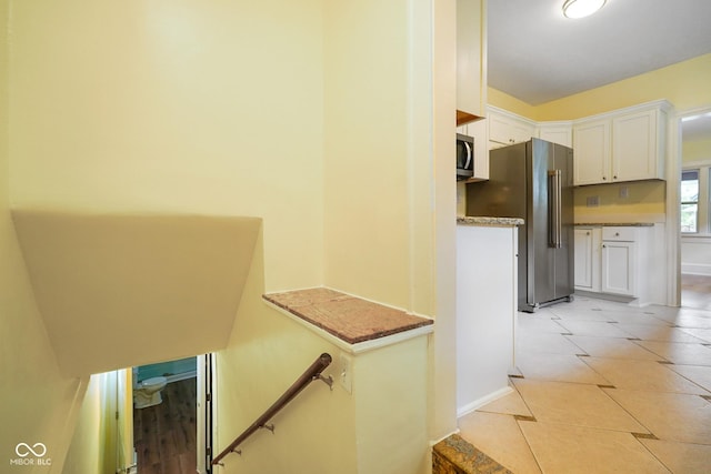 5050 Carrollton Ave, Indianapolis, IN 46205 - view of stairway