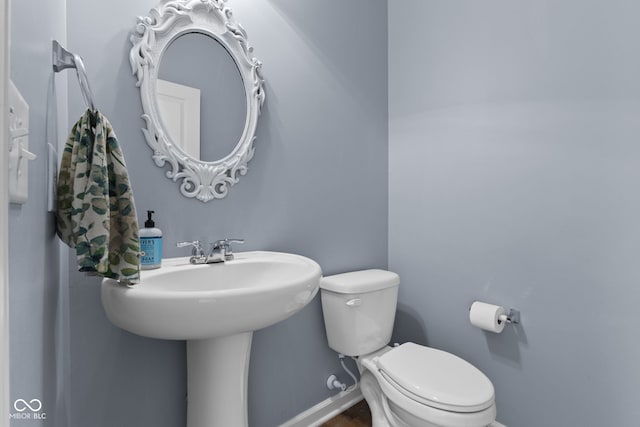 5398 Marigold Dr, Plainfield, IN 46168 - bathroom with toilet and baseboards