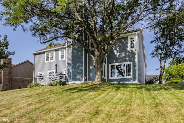 12861 Clifford Cir, Carmel, IN 46032 - rear view of property with a lawn
