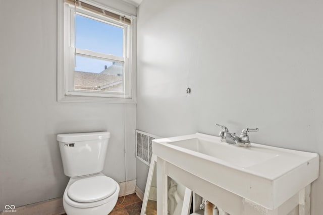 120 W N St, Tipton, IN 46072 - half bath with toilet and vanity