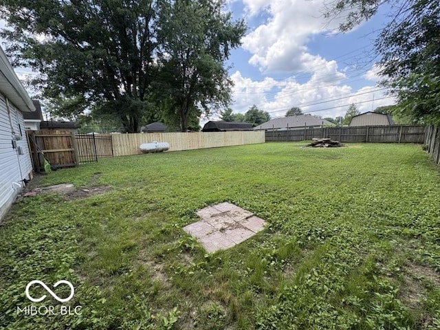 5725 N Clover Maple Dr, Fairland, IN 46126 - view of fenced backyard