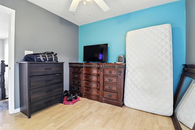 8321 Giroud Way, Indianapolis, IN 46259 - bedroom with wood finished floors and a ceiling fan